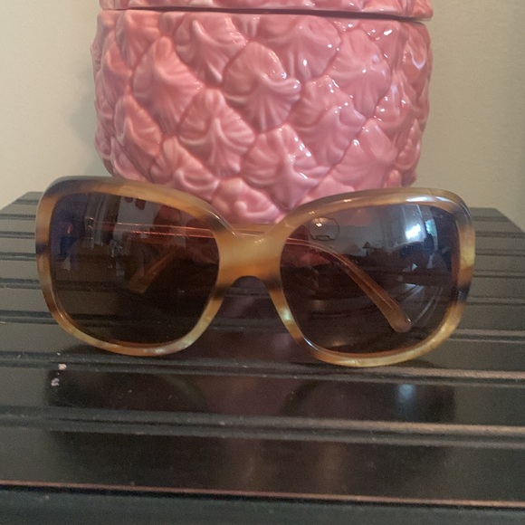 Chanel sunglasses - Picture 3 of 11